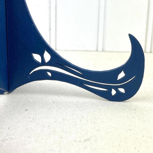 Small Easel, Small Sign Display, Interlocking Easel, 2 Piece Interlocking - Picture 3 of 9